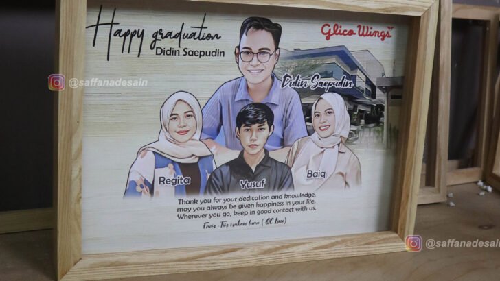 Happy Graduation / Glico Wings