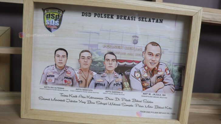 Happy Farewell / Polisi